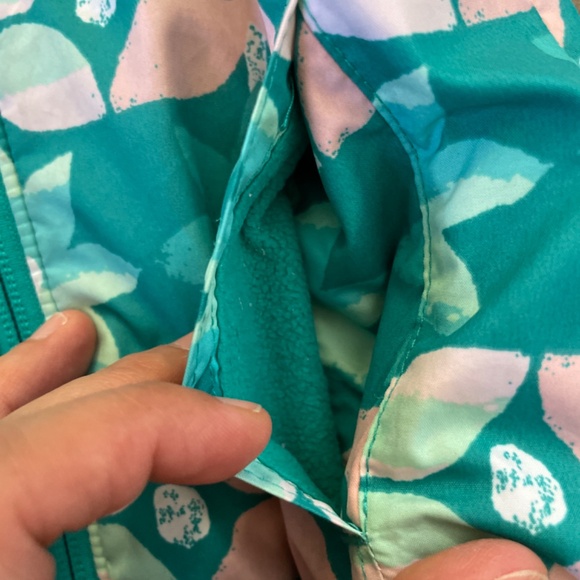 2/$20 Columbia fleece lined wind jacket - Picture 6 of 7